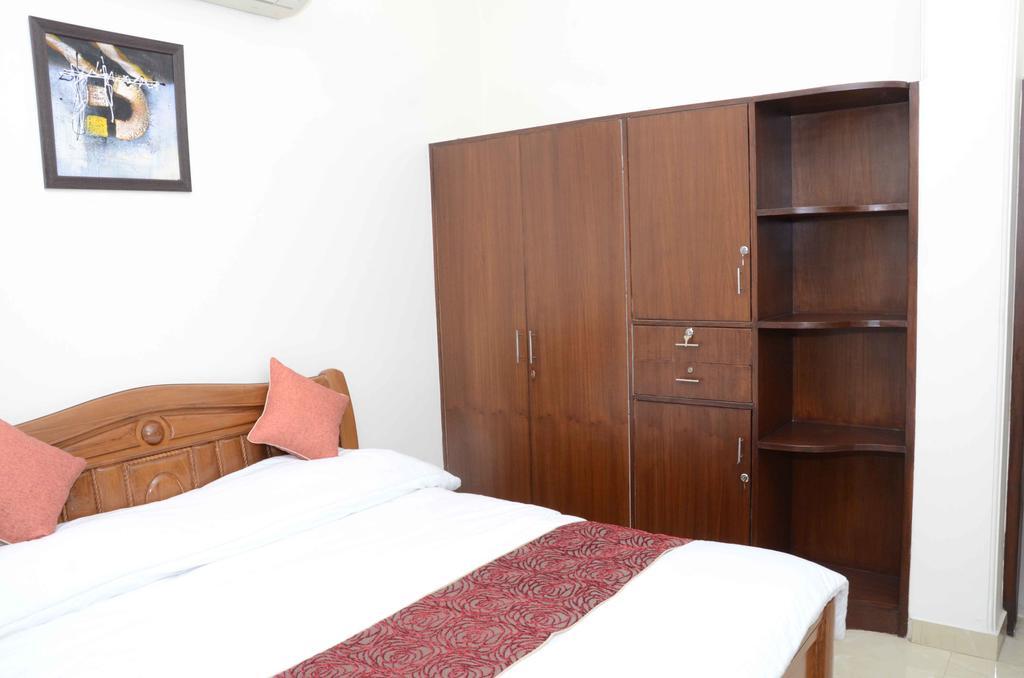 Namaste Apartments New Delhi Room photo