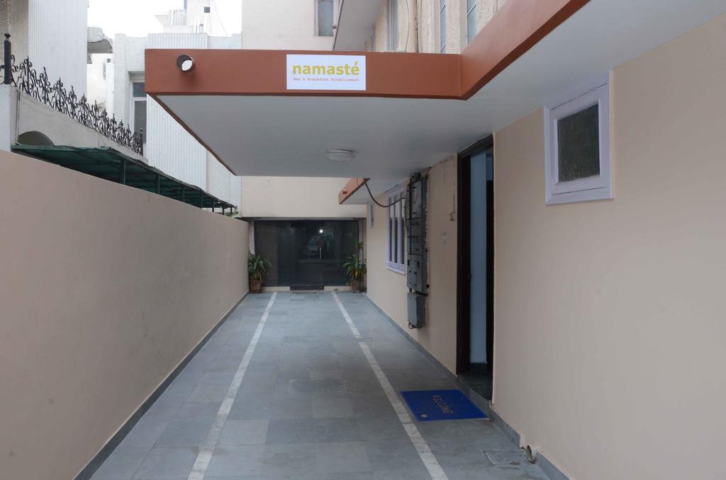 Namaste Apartments New Delhi Exterior photo