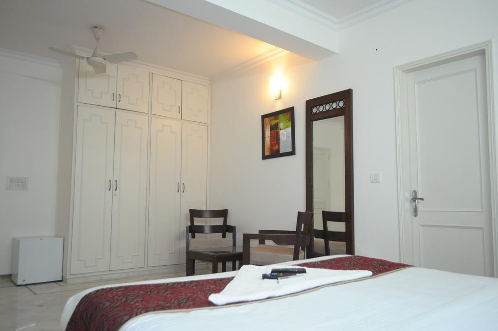 Namaste Apartments New Delhi Exterior photo